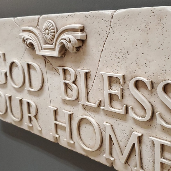 Cast plaster wall art - Picture 2 of 3